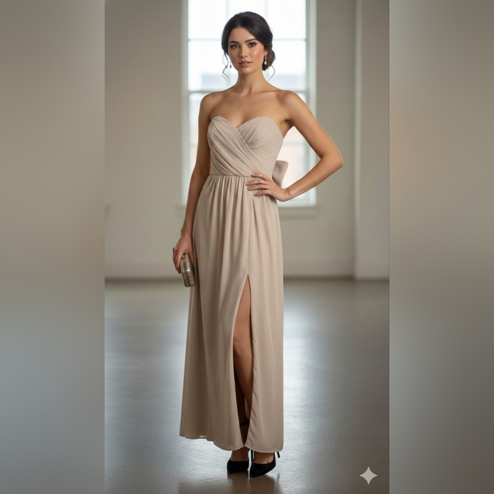HAYLEY PAIGE OCCASIONS STRAPLESS BODICE CHIFFON GOWN SIZE 10